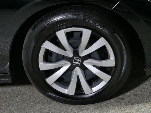 Used 2025 Honda Civic LX image 15