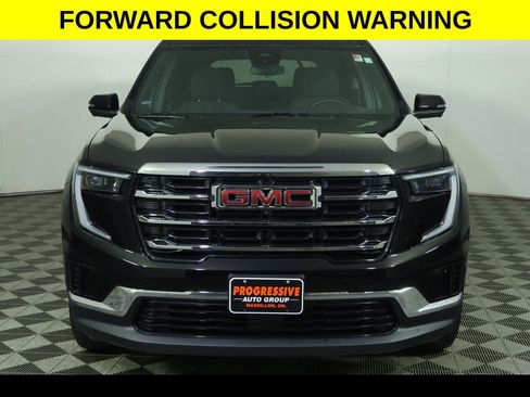 Used 2025 GMC Acadia Elevation image 10