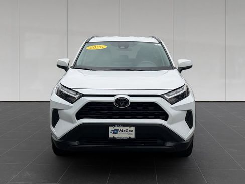 Used 2025 Toyota RAV4 XLE AWD/4WD image 8