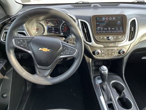 Used 2018 Chevrolet Equinox LT w/ Sun & Infotainment Package image 13