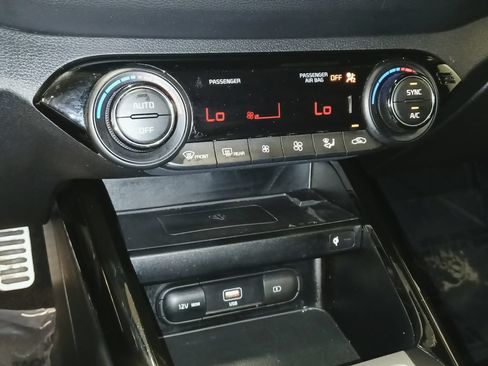 Used 2023 Kia Forte GT-Line w/ GT-Line Premium Package FWD image 19