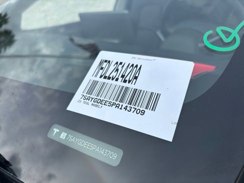 Used 2023 Tesla Model Y Long Range image 23