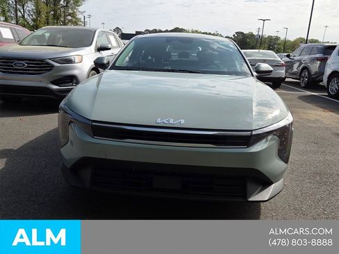Used 2025 Kia K4 LXS image 15