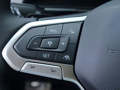 New 2026 Volkswagen Atlas Peak Edition AWD/4WD image 22