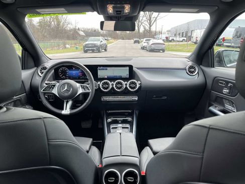 Used 2026 Mercedes-Benz GLA 250 4MATIC image 12