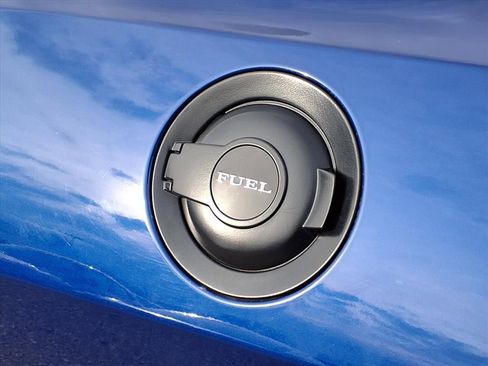 Used 2020 Dodge Challenger SXT w/ Blacktop Package image 10