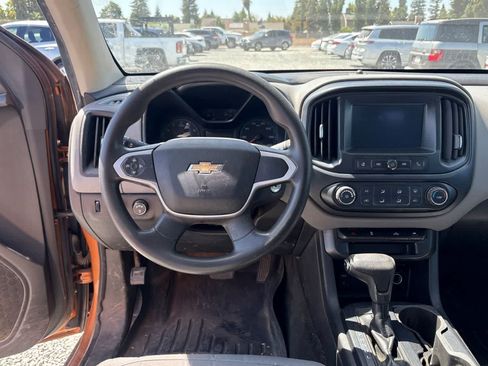 Used 2017 Chevrolet Colorado W/T w/ WT Convenience Package AWD/4WD image 16