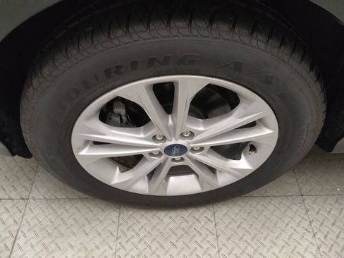 Used 2019 Ford Escape SE FWD image 31
