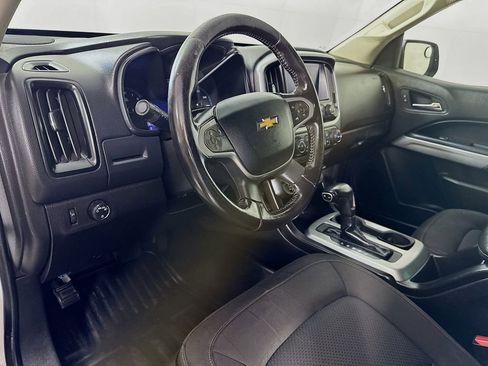 Used 2020 Chevrolet Colorado LT w/ Safety Package image 9
