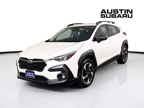 Certified 2025 Subaru Crosstrek 2.5i Limited w/ Crosstrek Mirror Package image 3