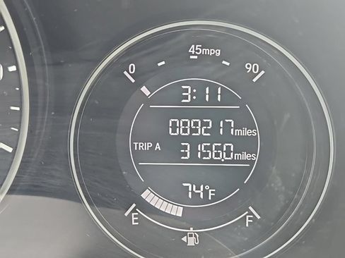 Used 2018 Honda HR-V EX image 14