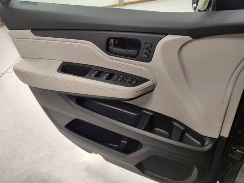 New 2026 Honda Odyssey EX-L image 8