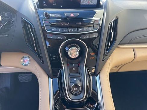 Used 2023 Acura RDX w/ Technology Package image 18
