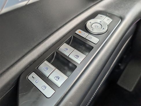 Used 2025 Genesis GV80 3.5T e-SC image 28