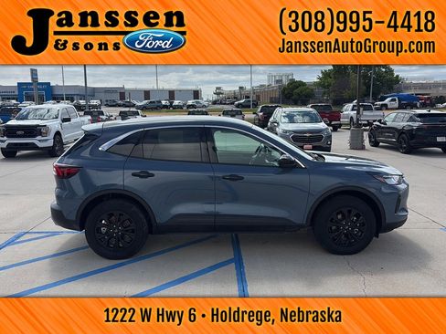 Used 2024 Ford Escape Active w/ Tech Pack #1 AWD/4WD image 5