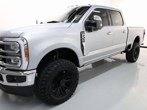 Used 2023 Ford F350 Lariat w/ Lariat Ultimate Package image 71