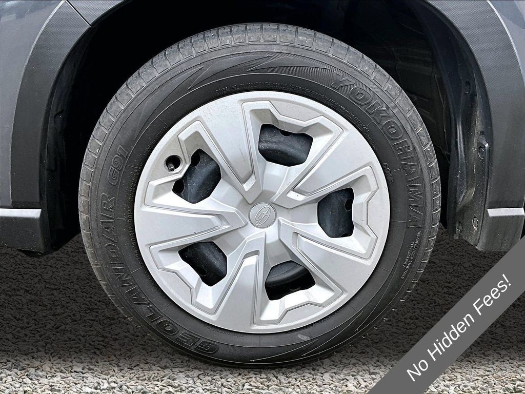 Used 2024 Subaru Forester AWD/4WD image 8