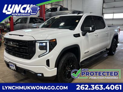 Used 2025 GMC Sierra 1500 Elevation w/ Elevation Premium Package