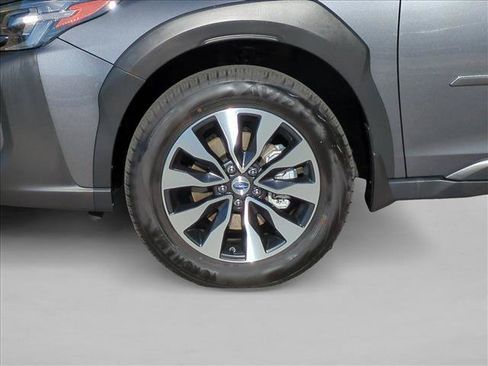 Certified 2025 Subaru Outback Limited XT AWD/4WD image 29