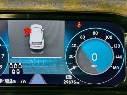 Used 2025 Volkswagen Atlas SE AWD/4WD image 19