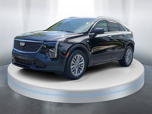 Certified 2025 Cadillac XT4 Premium Luxury FWD image 19