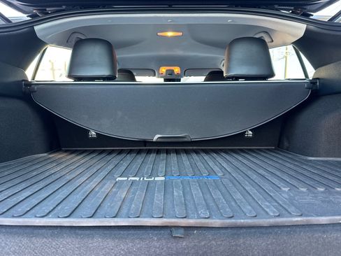 Used 2017 Toyota Prius Prime Advanced image 20