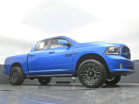 Used 2018 RAM 1500 Sport w/ Hydro Blue Sport Package AWD/4WD image 31