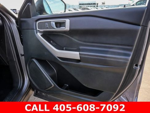 Used 2024 Ford Explorer XLT w/ Equipment Group 202A image 18