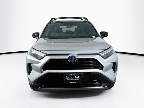 Used 2022 Toyota RAV4 XSE AWD/4WD image 2