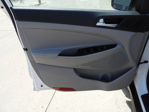 Used 2020 Hyundai Tucson Value FWD image 18