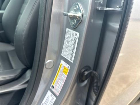 Used 2024 Honda CR-V EX-L image 19