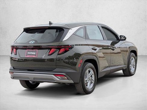 New 2026 Hyundai Tucson SE FWD image 2