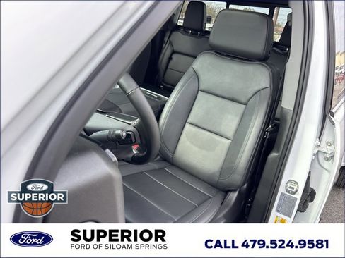 Used 2025 Chevrolet Silverado 3500 LTZ w/ LTZ Convenience Package AWD/4WD image 24