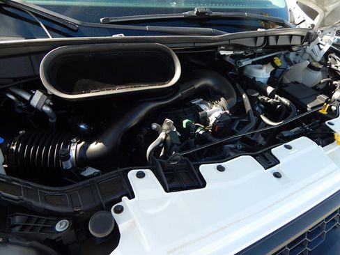 Used 2022 Ford Transit 250 Low Roof image 28