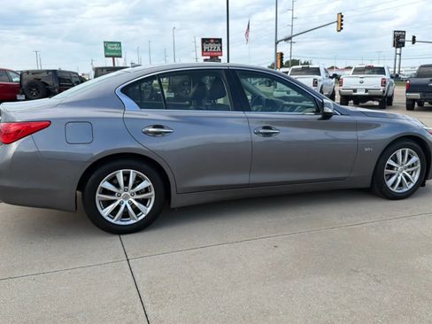 Used 2016 INFINITI Q50 3.0t Premium w/ 3.0T Premium Plus Package AWD/4WD image 20