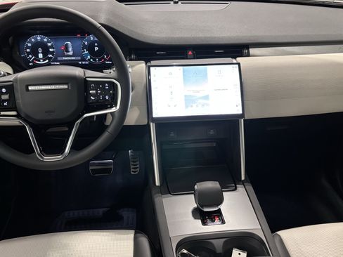 New 2026 Land Rover Discovery Sport Landmark AWD/4WD image 5