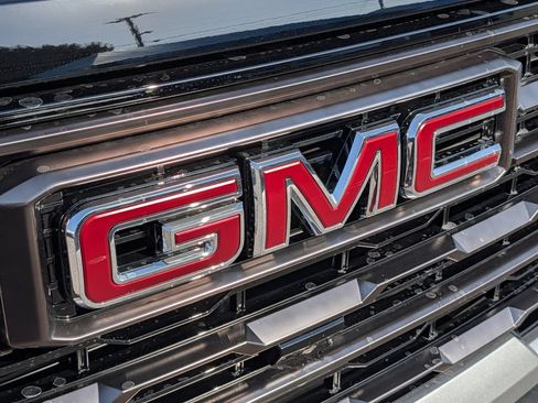 New 2026 GMC Sierra 2500 AT4X w/ AT4X AEV Edition AWD/4WD image 39