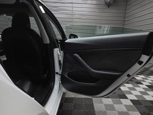 Used 2021 Tesla Model 3 Performance AWD/4WD image 35