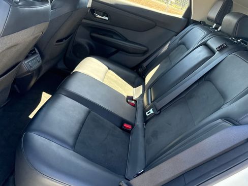 Used 2024 Nissan Ariya FWD image 5