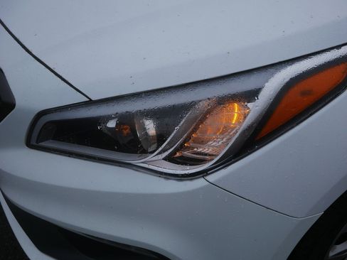 Used 2017 Hyundai Sonata Limited FWD image 15