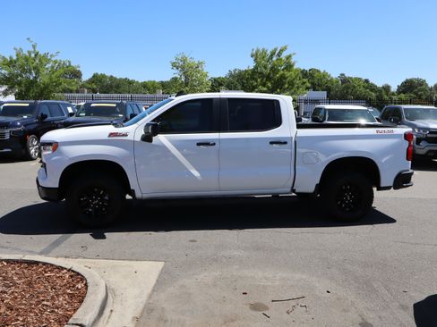 Certified 2024 Chevrolet Silverado 1500 LT Trail Boss w/ LT Trail Boss Premium Package AWD/4WD image 7