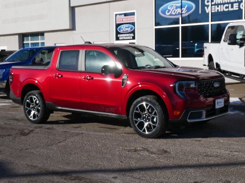 New 2026 Ford Maverick Lariat image 4