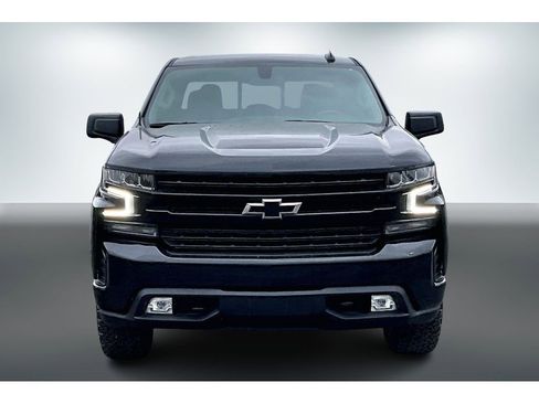 Used 2021 Chevrolet Silverado 1500 RST image 2