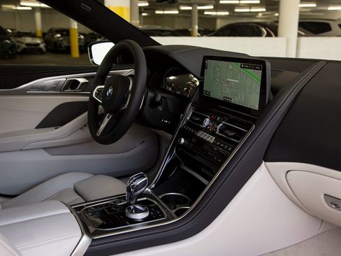 Used 2025 BMW 840i w/ M Sport Professional Package image 32