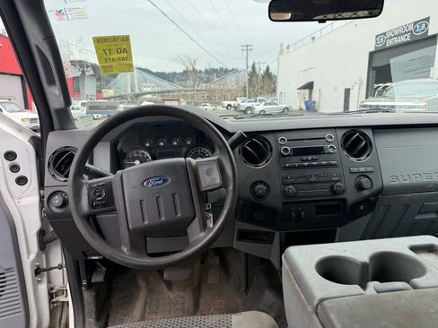 Used 2012 Ford F350 XL w/ Skid Plate Pkg image 9