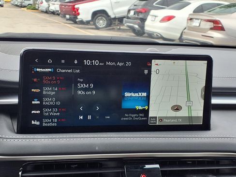 Used 2025 Genesis G70 2.5T image 5