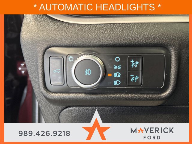 Used 2022 Ford Explorer XLT w/ Equipment Group 202A AWD/4WD image 21
