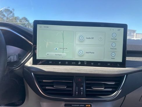 New 2026 Ford Escape SE w/ PHEV Premium Package FWD image 23