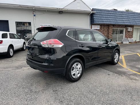 Used 2016 Nissan Rogue S image 9