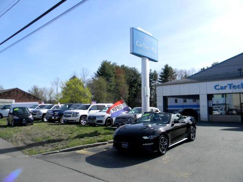 Used 2019 Ford Mustang Premium image 10